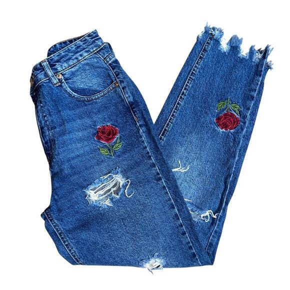 Pull&Bear Distressed Rose Embroidered Jeans Size 26 - Picture 5 of 9